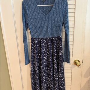 Blue Ribbed Knit Floral Dress – Long Sleeve V Neck – Size L